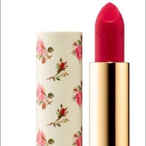 Gucci lipstick 502